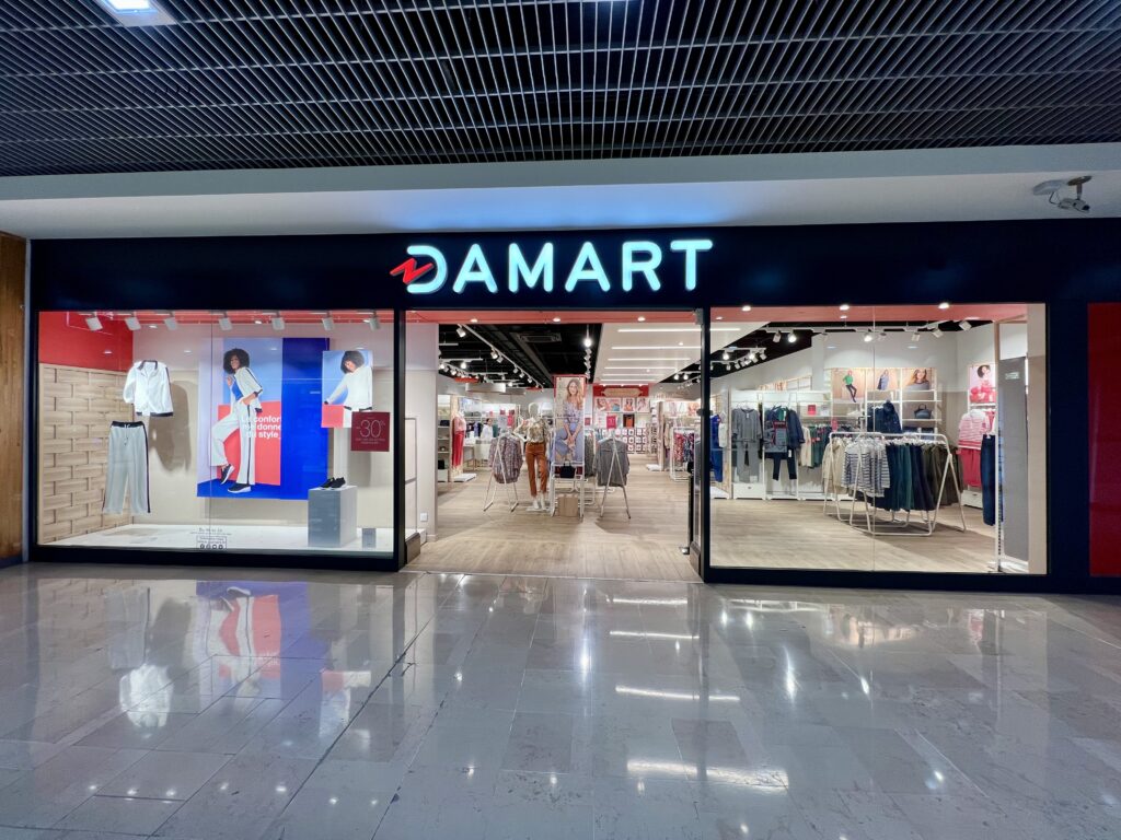 "Damart : Confort et style réunis."